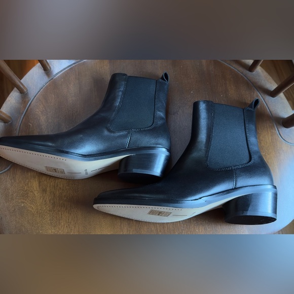 Dolce Vita Black Ankle Boots - Picture 5 of 15
